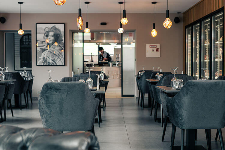 salle-la-table-des-jardins